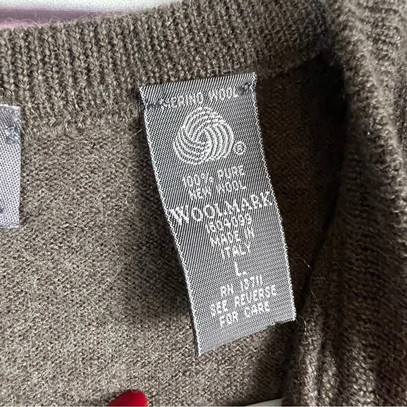 LORD and Taylor Merino wool made in Italy long sleeve V-neck sweater Sz L - Picture 4 of 6